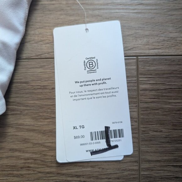 Athleta | Conscious Crop Cut Out Bra D-DD In White - Picture 6 of 12